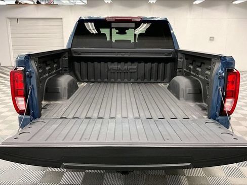 Used 2024 GMC Sierra 1500 Elevation w/ Elevation Premium Package AWD/4WD image 33