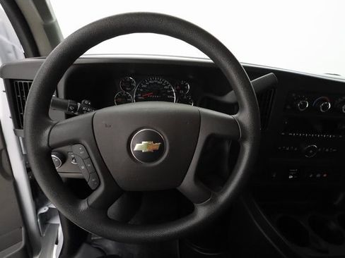 Used 2024 Chevrolet Express 3500 LT w/ LT Preferred Equipment Group image 10
