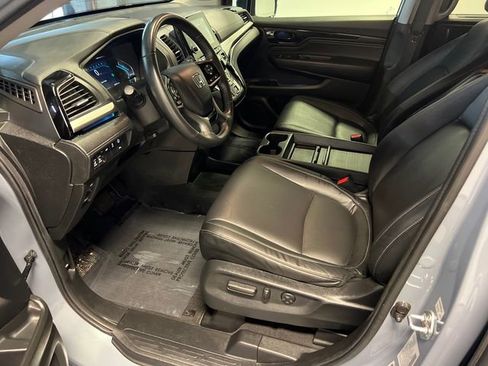 Used 2024 Honda Odyssey Touring image 7