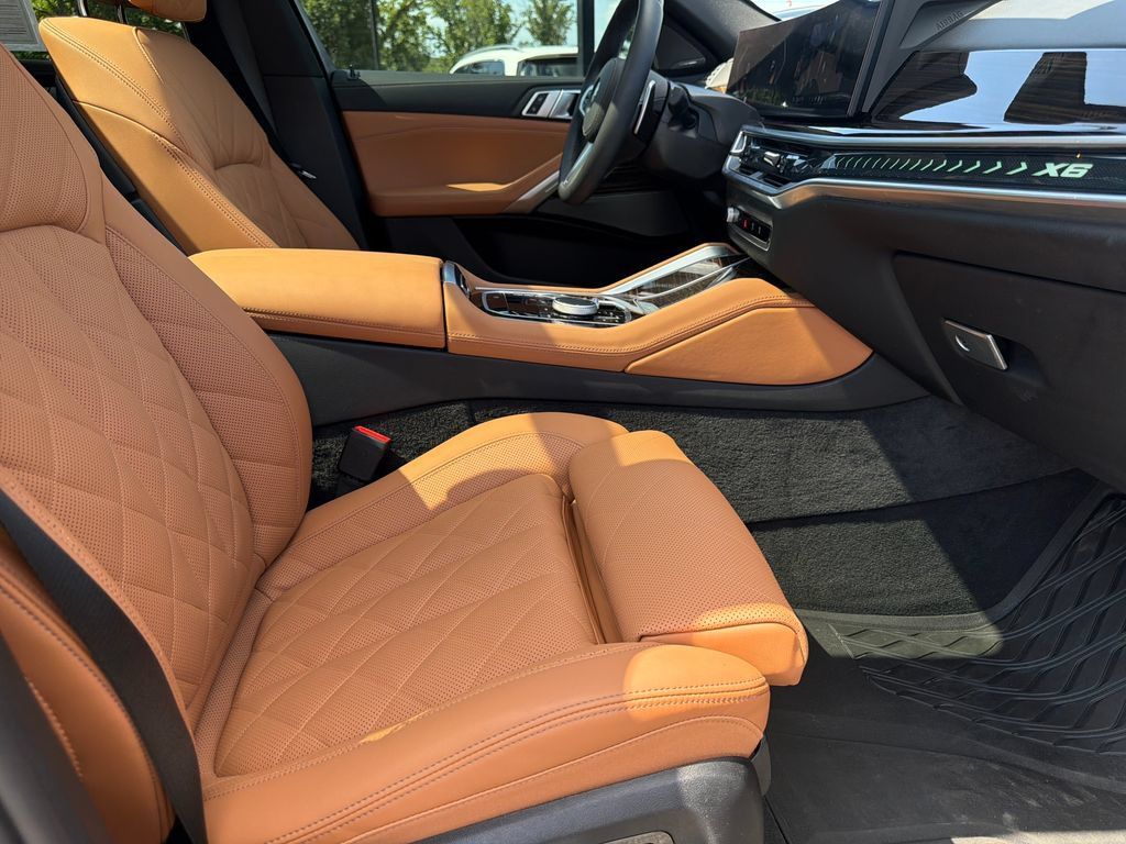 Used 2025 BMW X6 xDrive40i w/ Climate Comfort Package AWD/4WD image 40