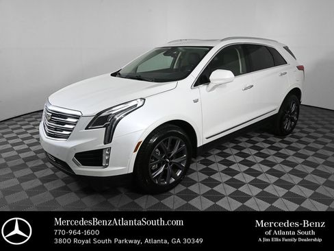 Used 2019 Cadillac XT5 Premium Luxury AWD/4WD image 1