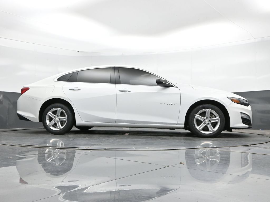 Used 2023 Chevrolet Malibu LS FWD image 39