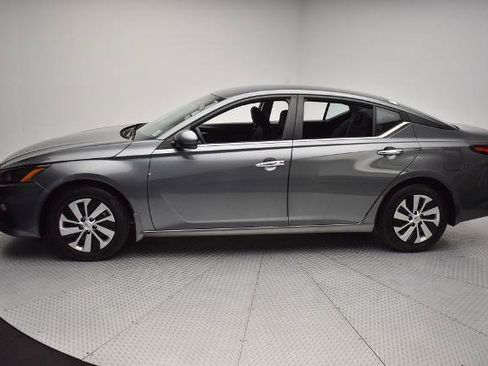 Certified 2022 Nissan Altima 2.5 S FWD image 8