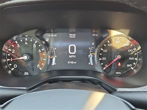 Used 2025 Jeep Compass Latitude image 31