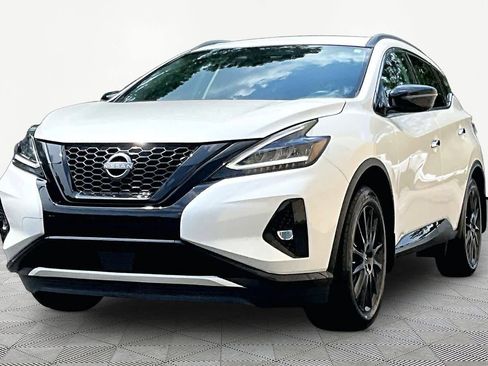 Used 2024 Nissan Murano SV w/ SV Midnight Edition Package FWD image 2