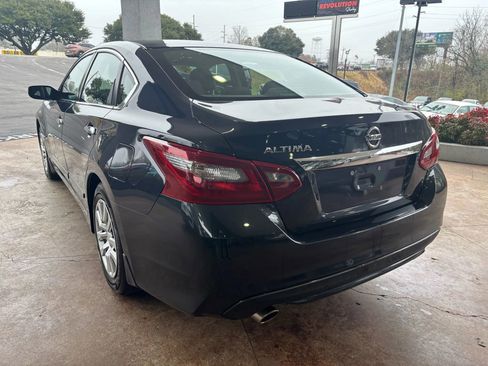 Used 2018 Nissan Altima 2.5 S w/ S Convenience Package image 4