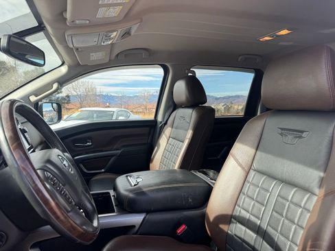 Used 2018 Nissan Titan Platinum Reserve image 8
