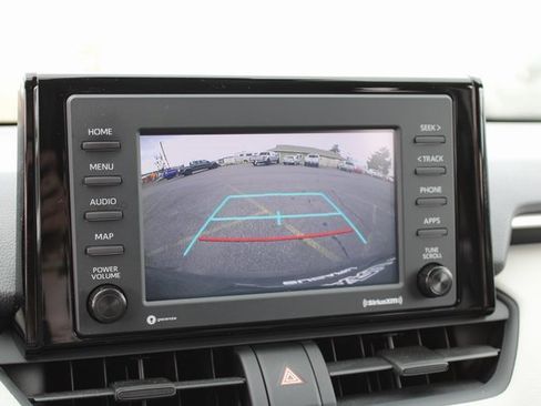 Used 2020 Toyota RAV4 XLE image 26