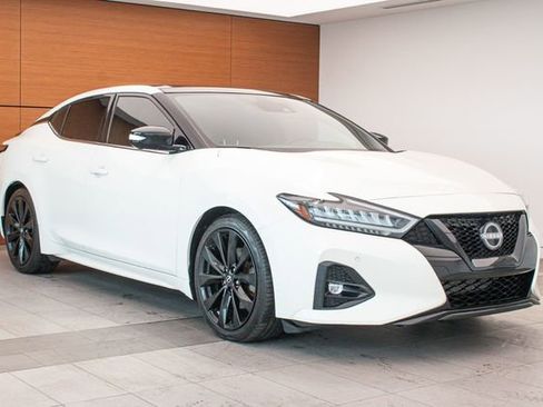 Used 2023 Nissan Maxima SR FWD image 5