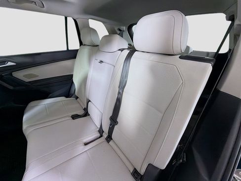 Used 2019 Volkswagen Tiguan SEL w/ 3rd Row Seat Package image 25