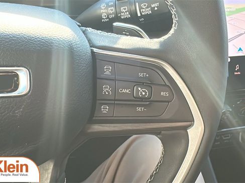 Used 2024 Jeep Grand Cherokee Limited w/ Trailer Tow Package image 18