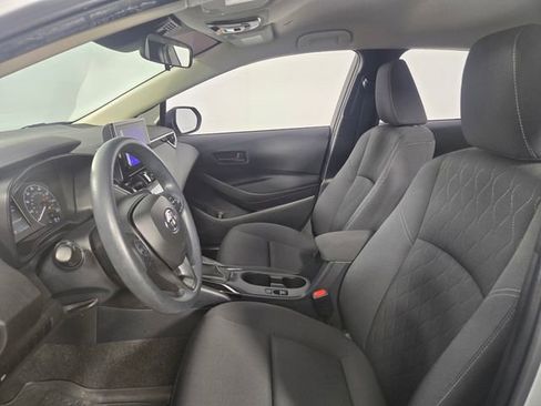 Used 2023 Toyota Corolla LE image 14