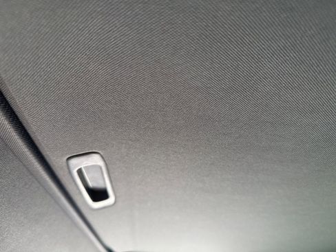 Used 2022 Toyota Avalon Touring w/ Advanced Safety Package image 20