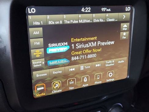 Used 2023 Jeep Renegade Trailhawk image 17