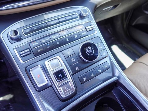 Used 2023 Hyundai Santa Fe Calligraphy FWD image 19