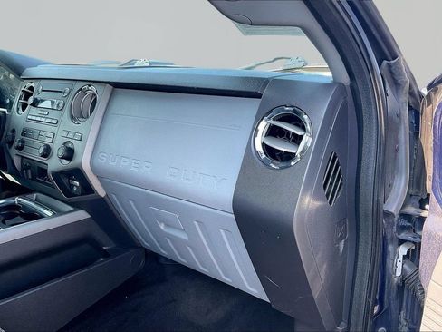 Used 2012 Ford F250 XLT w/ XLT Interior Pkg AWD/4WD image 25
