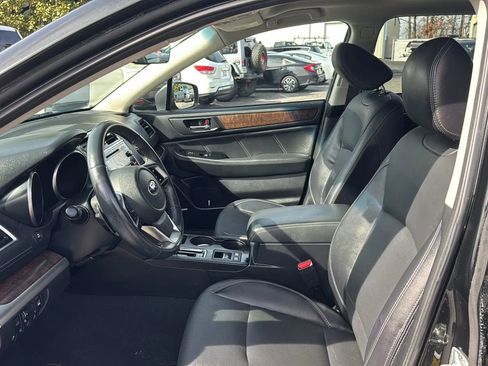 Used 2018 Subaru Outback 2.5i Limited image 10