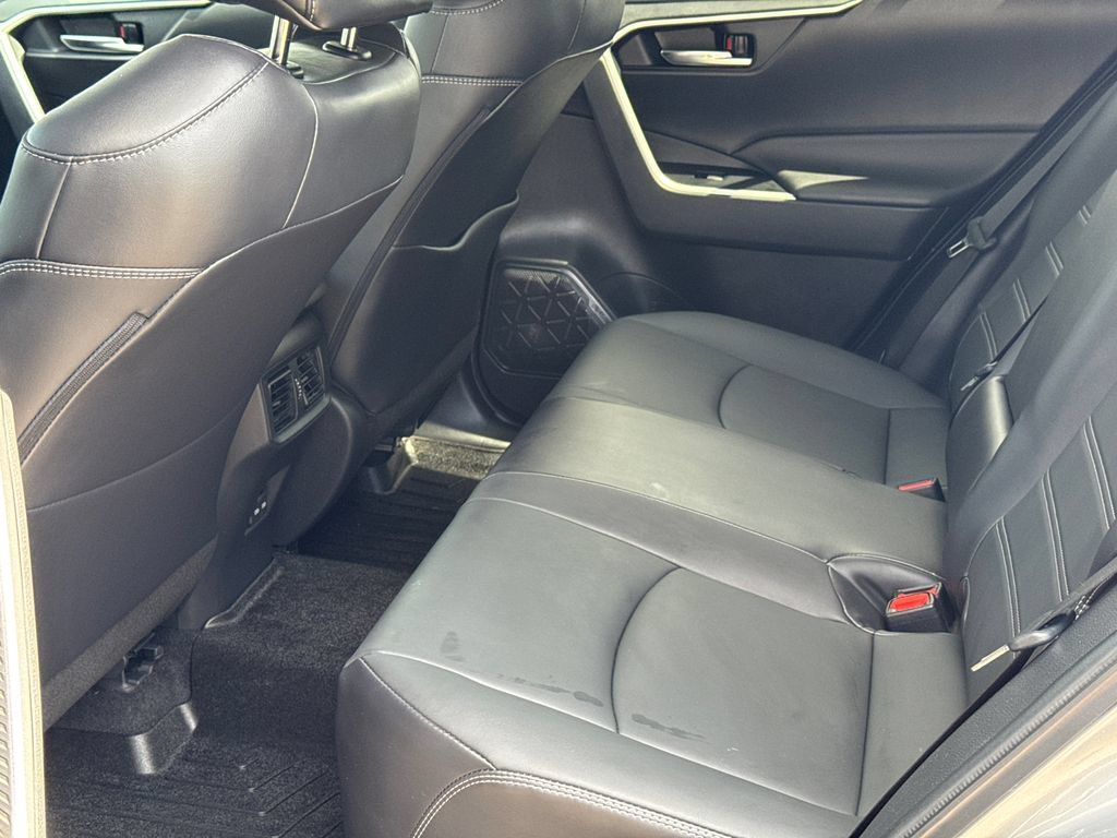 Used 2022 Toyota RAV4 XLE Premium FWD image 23