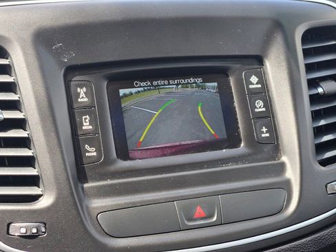 Used 2015 Chrysler 200 Limited w/ Convenience Group FWD image 23