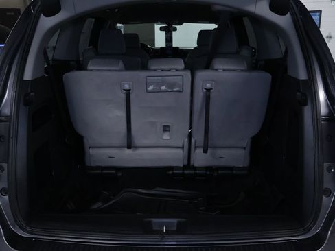 Used 2020 Honda Odyssey EX image 16