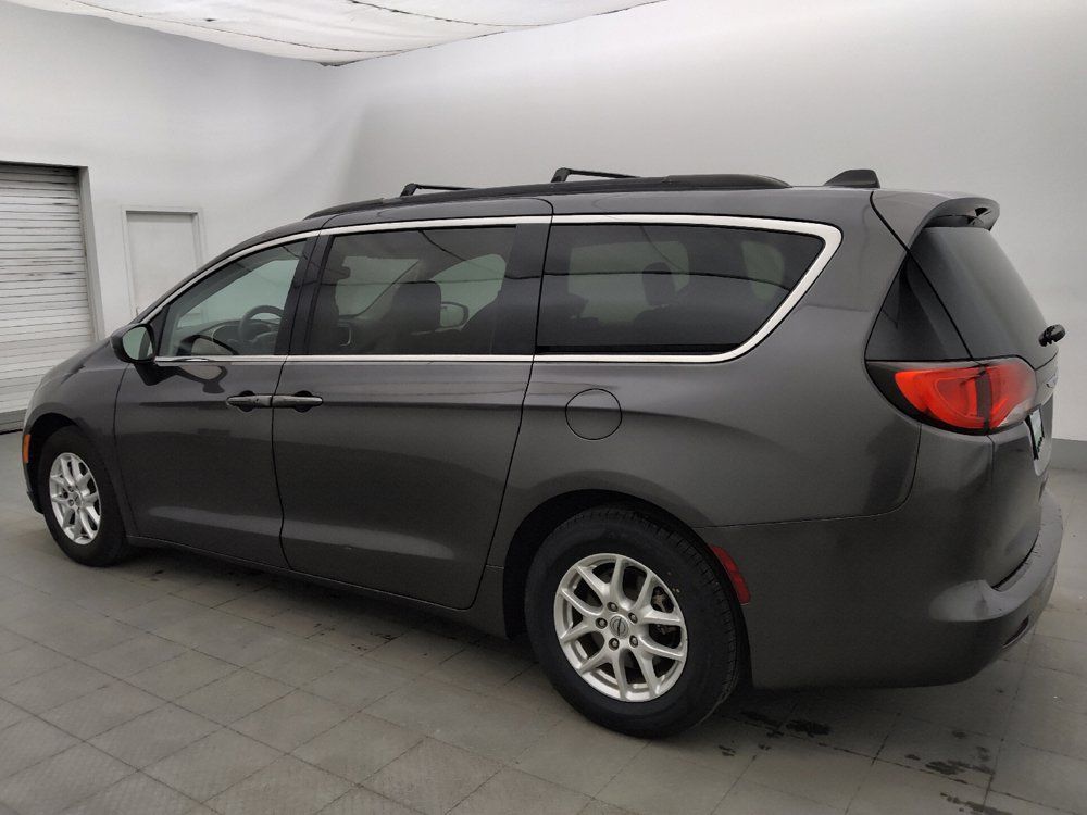 Used 2021 Chrysler Voyager Lxi FWD image 3