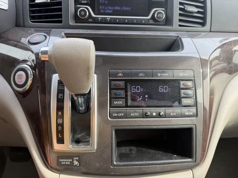 Used 2016 Nissan Quest SV FWD image 25