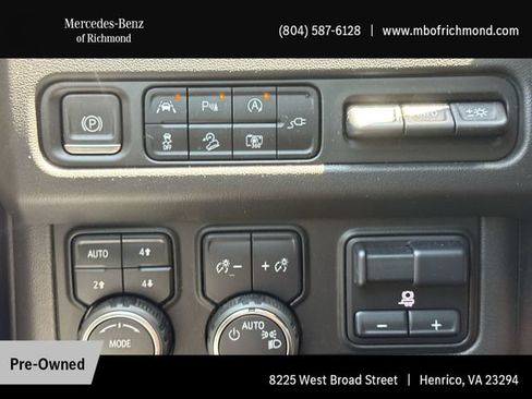 Used 2022 Chevrolet Tahoe Premier AWD/4WD image 23