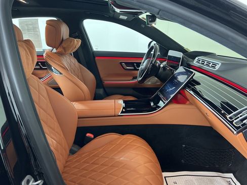 Certified 2024 Mercedes-Benz S 580 S 580 image 23