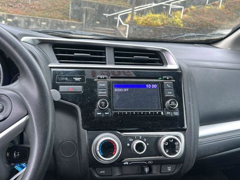 Used 2015 Honda Fit LX image 7