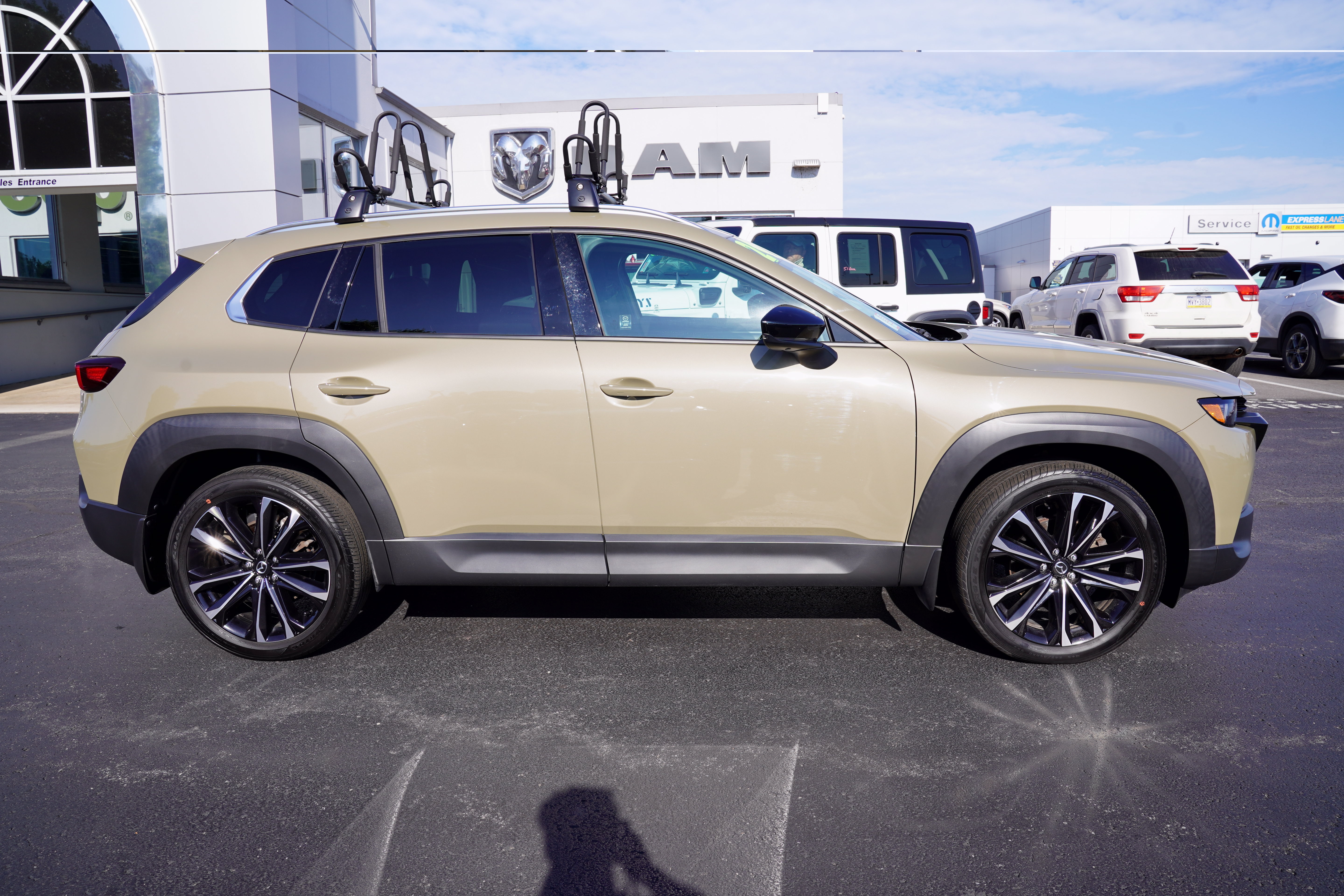 Used 2024 MAZDA CX-50 2.5 Turbo w/ Cargo Package AWD/4WD image 2