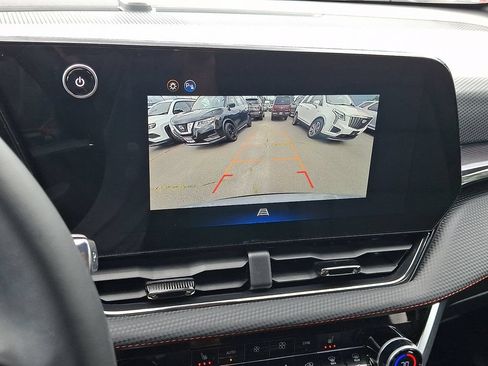 Used 2026 Chevrolet Equinox RS AWD/4WD image 18