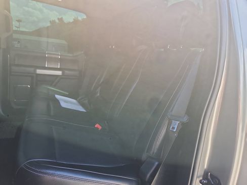 Used 2019 Ford F250 Lariat w/ Lariat Ultimate Package AWD/4WD image 25