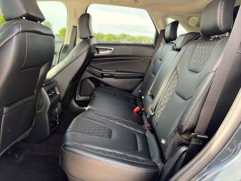 Used 2024 Ford Edge Titanium AWD/4WD image 29