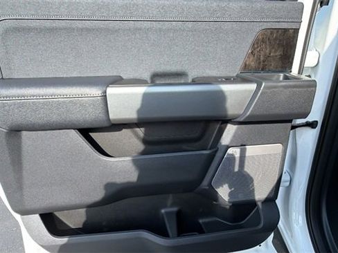 New 2026 Ford F350 Lariat w/ FX4 Off-Road Package image 14