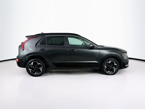 Used 2024 Kia Niro Wind FWD image 10