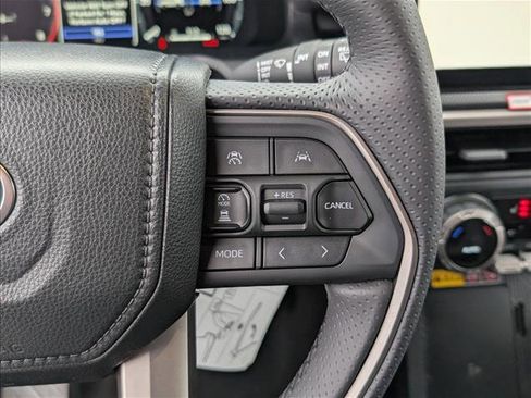 New 2025 Toyota 4Runner Limited image 20