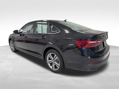Used 2024 Volkswagen Jetta SE FWD image 45