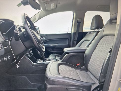 Used 2019 Chevrolet Colorado Z71 image 5