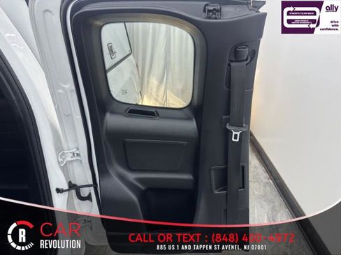 Used 2021 Toyota Tacoma SR image 10