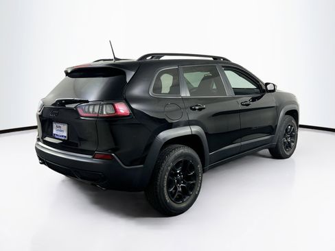 Used 2022 Jeep Cherokee Latitude w/ Sun & Sound Group AWD/4WD image 5