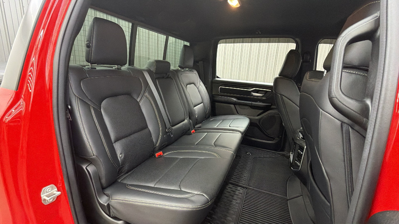 Used 2024 RAM 1500 4x4 Crew Cab image 44