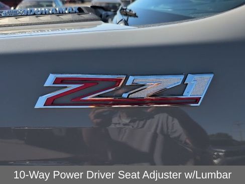 Used 2025 Chevrolet Silverado 2500 Custom w/ Custom Value Package image 14