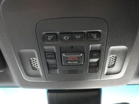 Used 2019 Toyota Avalon XSE FWD image 20