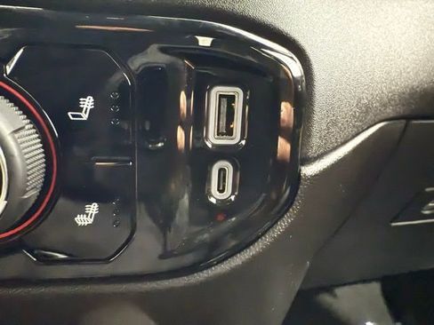 New 2026 Chevrolet Silverado 1500 LT image 38