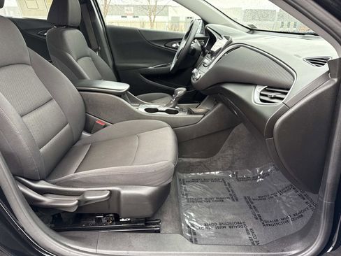 Used 2024 Chevrolet Malibu RS w/ LPO, Floor Liner Package image 19