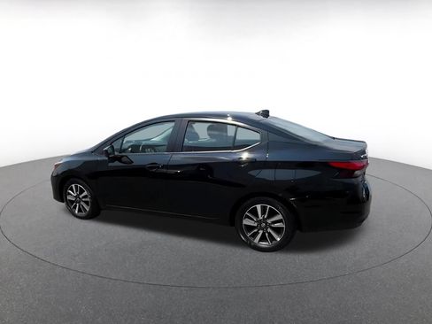 Used 2025 Nissan Versa SV FWD image 8