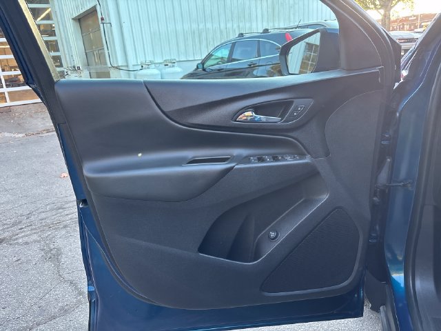 Used 2020 Chevrolet Equinox LT AWD/4WD image 13