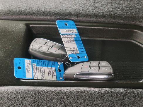 Used 2024 Chevrolet Silverado 1500 LT image 25