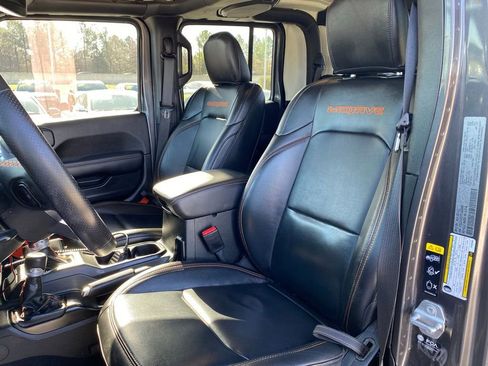 Used 2023 Jeep Gladiator Mojave w/ Trailer Tow Package image 23