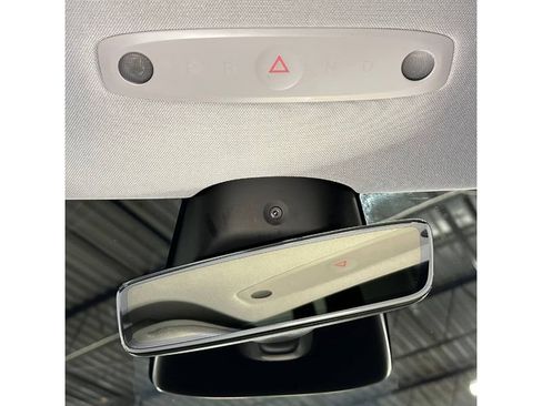 Used 2025 Tesla Model 3 Long Range image 37